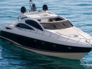 Fairline charter rent motoryacht yachtco