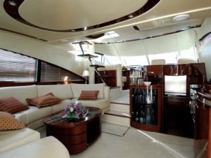 Fairline charter rent motoryacht yachtco (6)