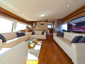 Feretti charter rent motoryacht yachtco (3)