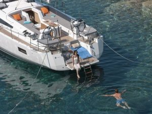 Sailboat charter rent yachtco (10)