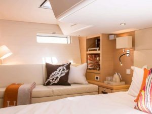 Sailboat charter rent yachtco (20)