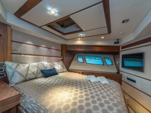 Sunreef sailboat charter rent yachtco (16)