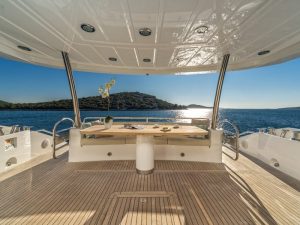 Sunreef sailboat charter rent yachtco (5)