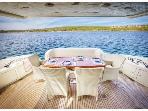 Azimut charter rental yachtco motoryacht (21)