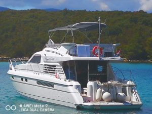 Fairline charter rent motoryacht yachtco