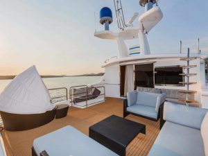 Luxury Yacht charter rent yachtco (12)