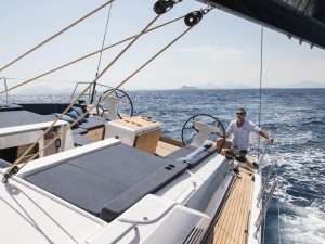Beneteau sailboat charter rent yachtco (2)