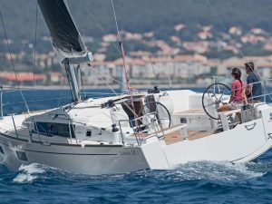 Beneteau sailboat charter rent yachtco (3)