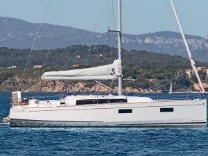 Beneteau sailboat charter rent yachtco (4)