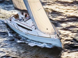 Jeanneau sailboat charter rent yachtco (2)