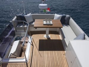 Ferretti charter rent motoryacht yachtco (11)