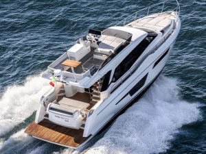 Ferretti charter rent motoryacht yachtco (14)