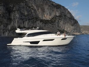 Ferretti charter rent motoryacht yachtco (17)