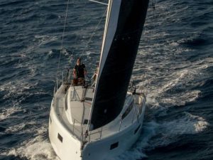 Sailboat charter rent yachtco (24)