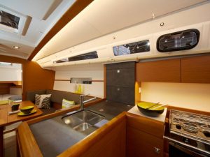 Sailboat charter rent yachtco (28)