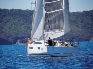Sailboat charter rent yachtco (30)