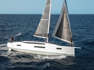 Sailboat charter rent yachtco (34)