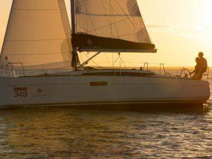 Sailboat charter rent yachtco (36)