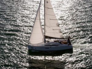 Sailboat charter rent yachtco (68)