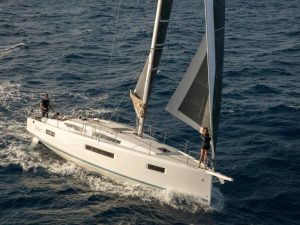 Sailboat charter rent yachtco (8)