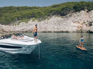 Flyer motorboat charter rent yachtco (8)