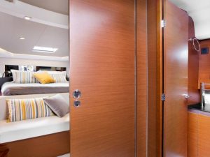 Jeanneau motor yacht charter rent yachtco (2)