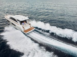 Jeanneau motor yacht charter rent yachtco (35)