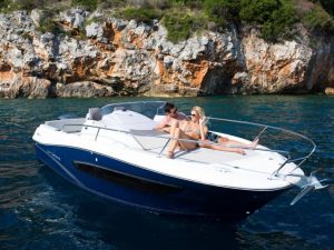 Jeanneau motorboat charter rent yachtco (1)