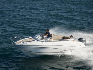 Jeanneau motorboat charter rent yachtco (10)
